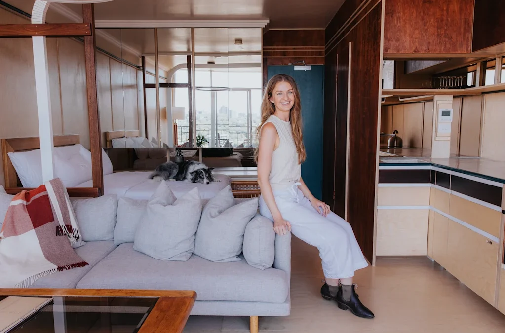 Cassandra grew up in a large family home. Then she found something better